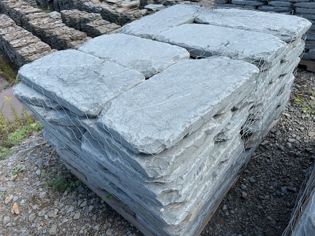 Lot 12: 3 pallets 2" Tumbled Garden Path 3